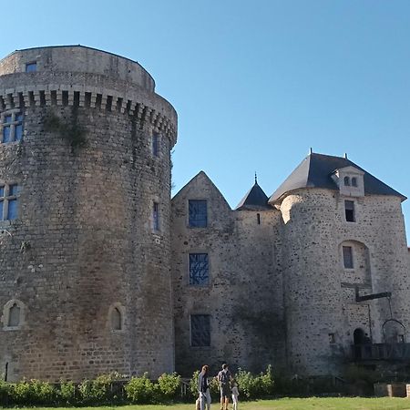Gite De La Fecleval 6 Personnes Proche Du Puy Dufou Saint-Mesmin  Exterior foto